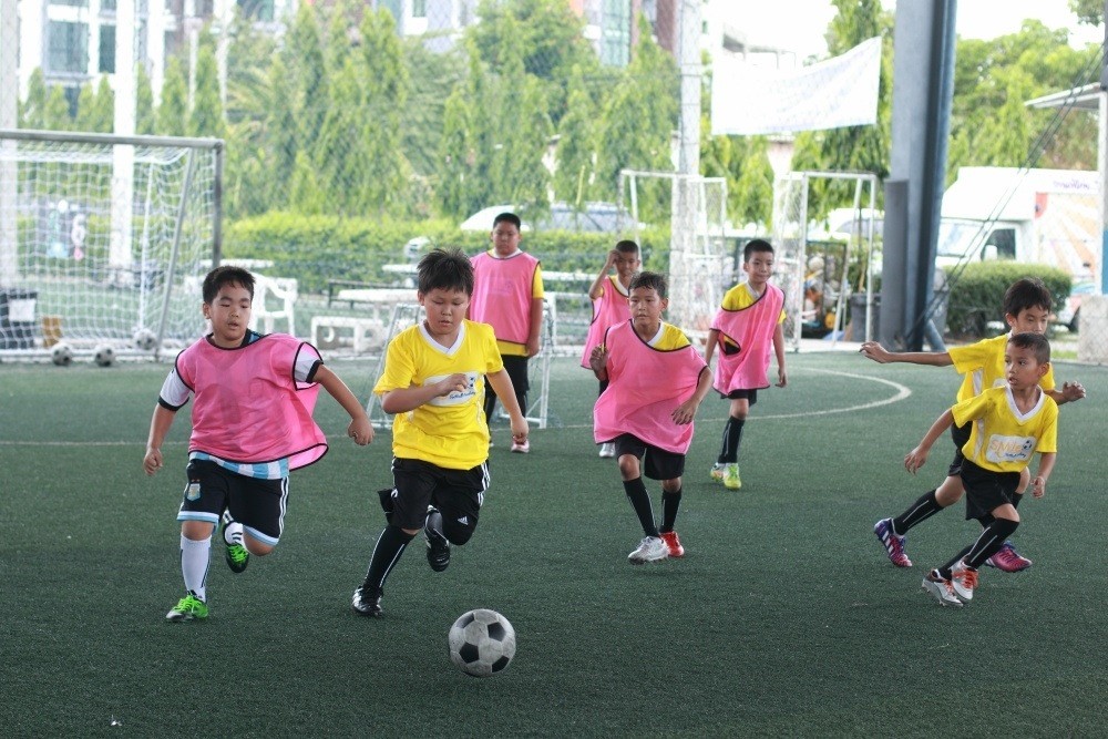 ฟุตบอลไทย กีฬาสุดฮิตที่เด็กไทยก็พัฒนาได้ดีขึ้น